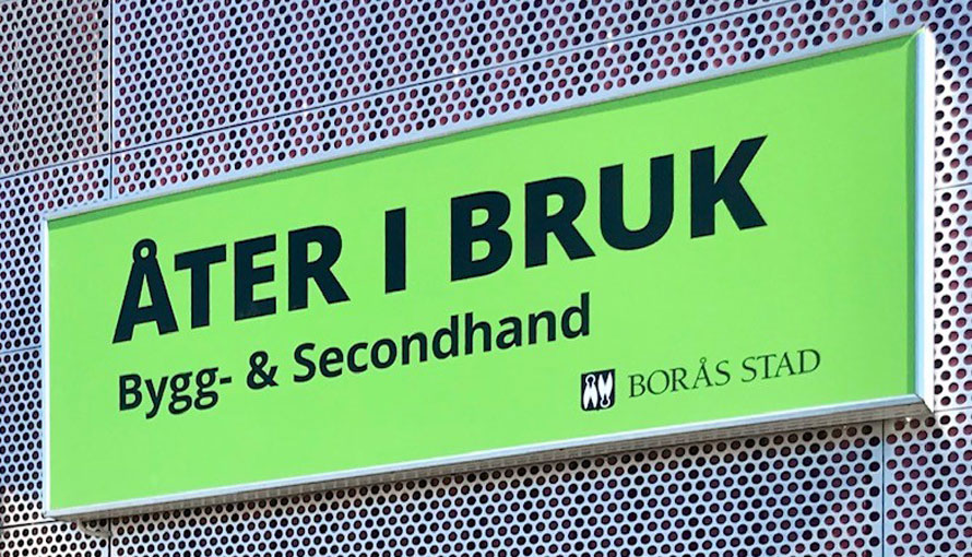 Entréskylt Åter i Bruk bygg- och secondhandbutik
