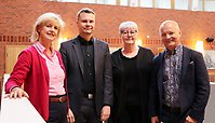 Ulf Olsson och Annette Carlson flankerade av Åsa Tegelberg, projektledare, och Ove Lillestöl.